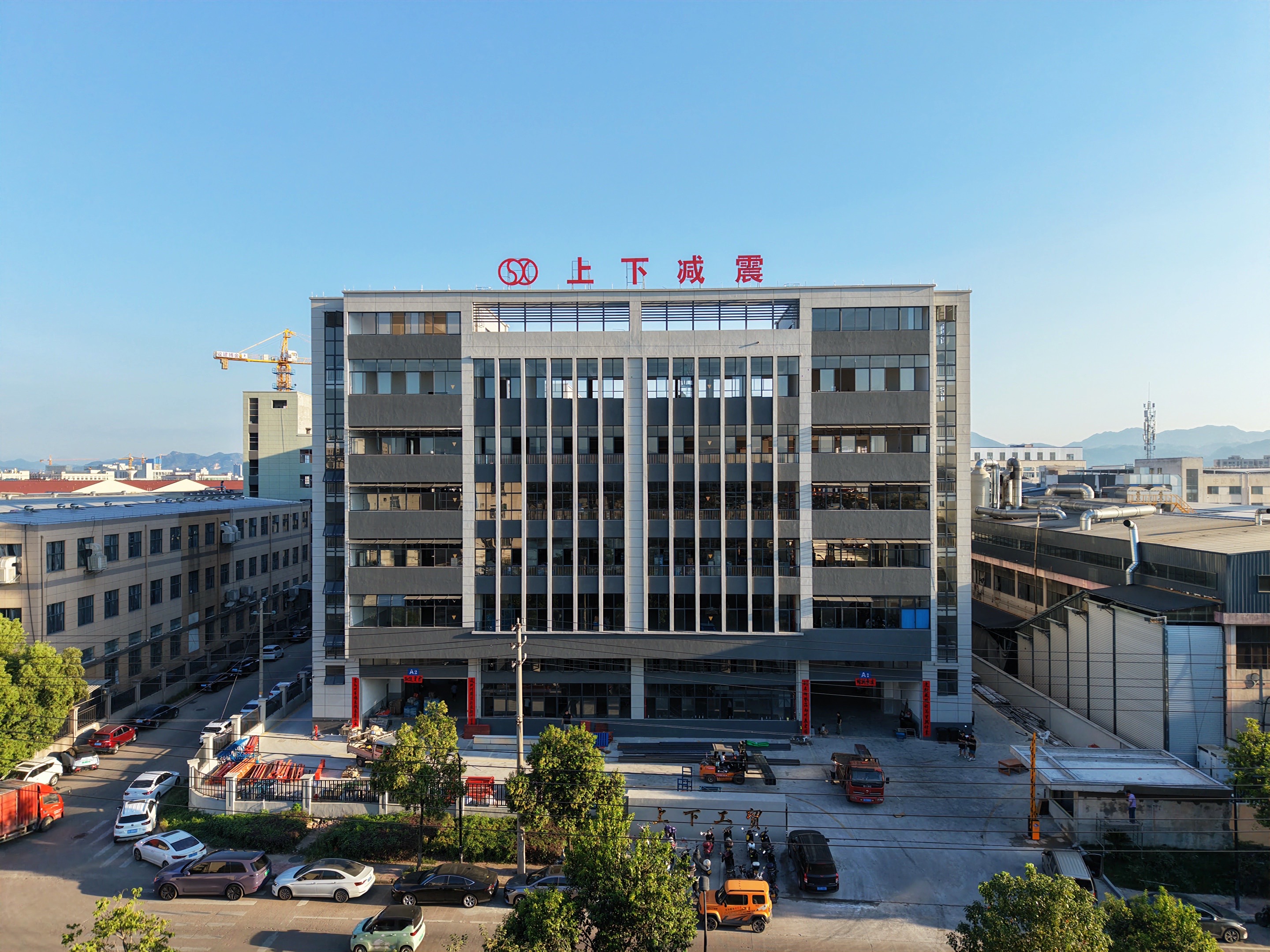 Czy chińskie marki dokonają kolejnego skoku w ramach polityki bezwizowej? Nasza firma zabiera podstawowe produkty na Motospring 2026, aby podbić rynek Europy Wschodniej